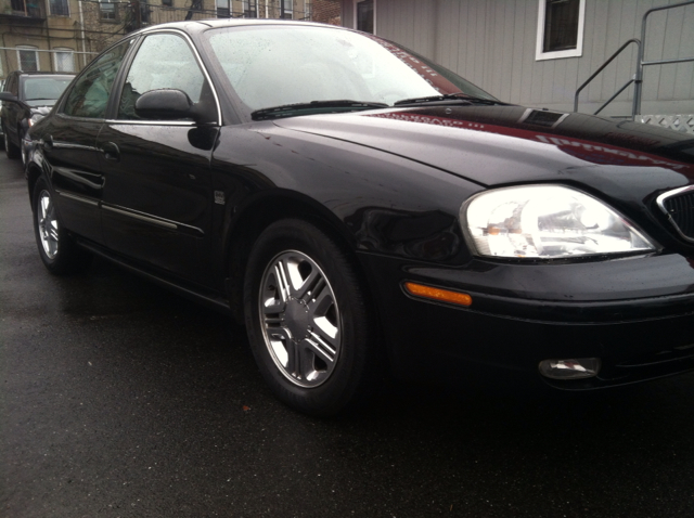 Mercury Sable 2003 photo 2