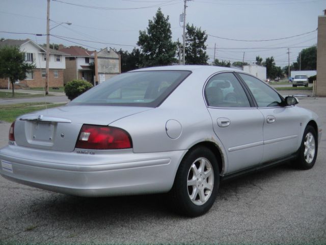 Mercury Sable 2003 photo 2