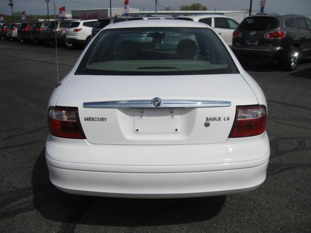 Mercury Sable 2004 photo 2