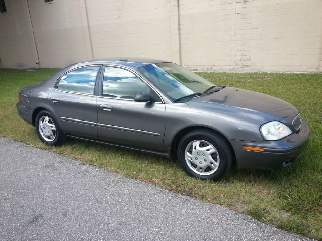 Mercury Sable 2004 photo 2