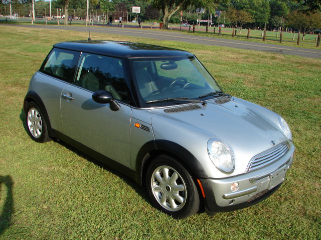 Mini Cooper 2002 photo 2