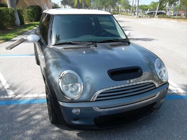 Mini Cooper 2002 photo 44