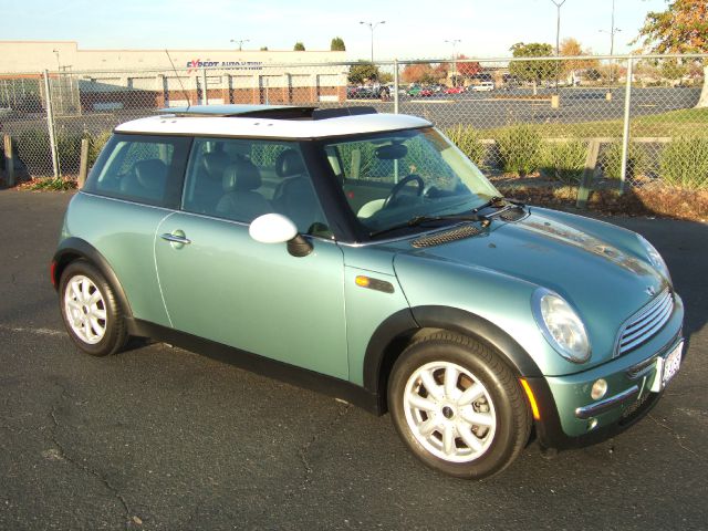 Mini Cooper 2002 photo 2