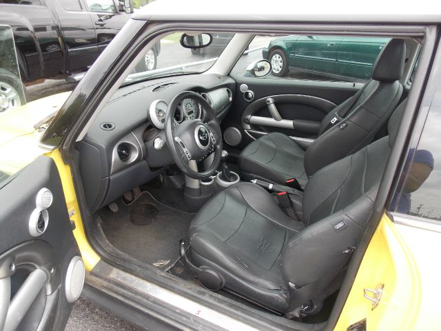 Mini Cooper 2002 photo 1