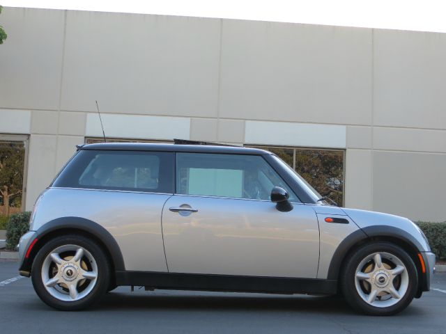 Mini Cooper Base Hatchback