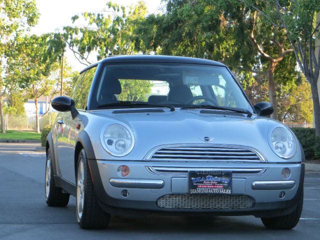 Mini Cooper 2003 photo 2