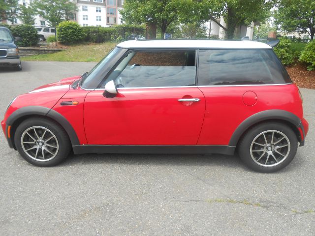 Mini Cooper Base Hatchback