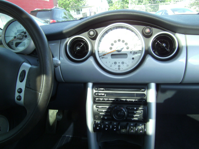 Mini Cooper 2003 photo 6