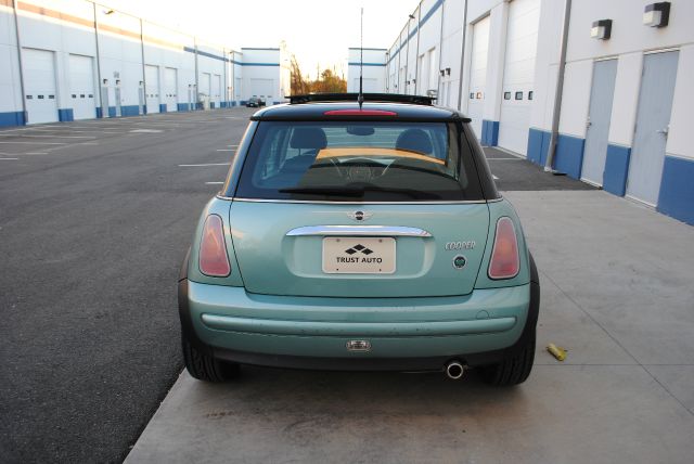 Mini Cooper 2003 photo 2