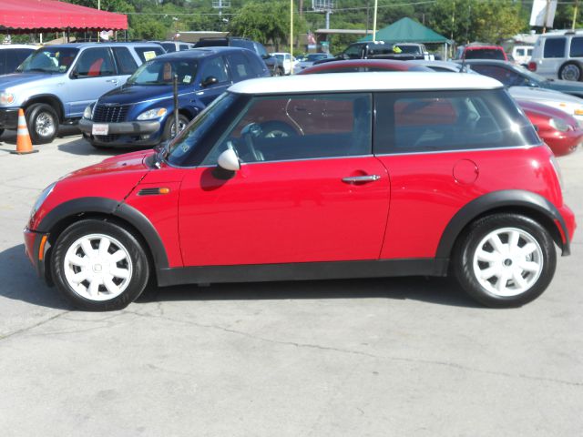 Mini Cooper Base Hatchback