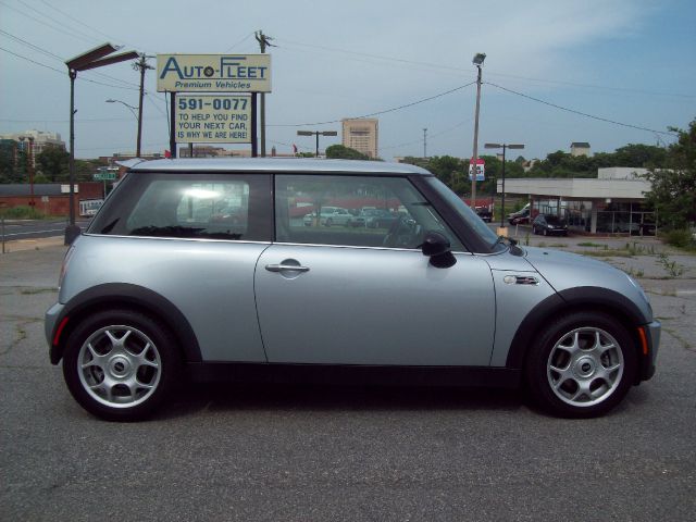 Mini Cooper 2003 photo 2