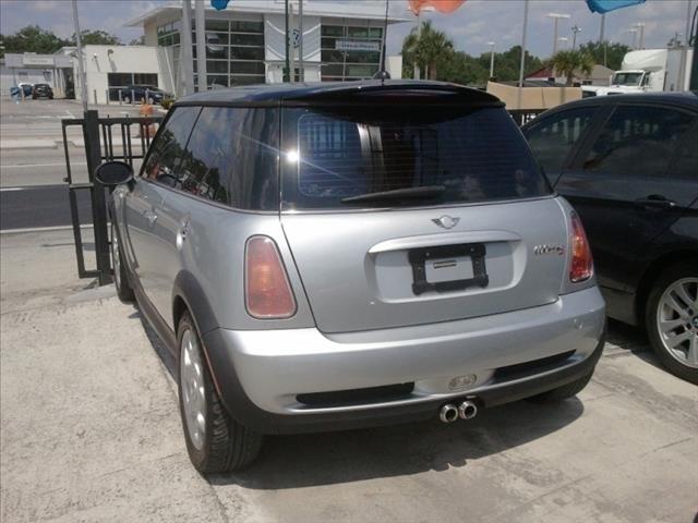 Mini Cooper 2004 photo 1