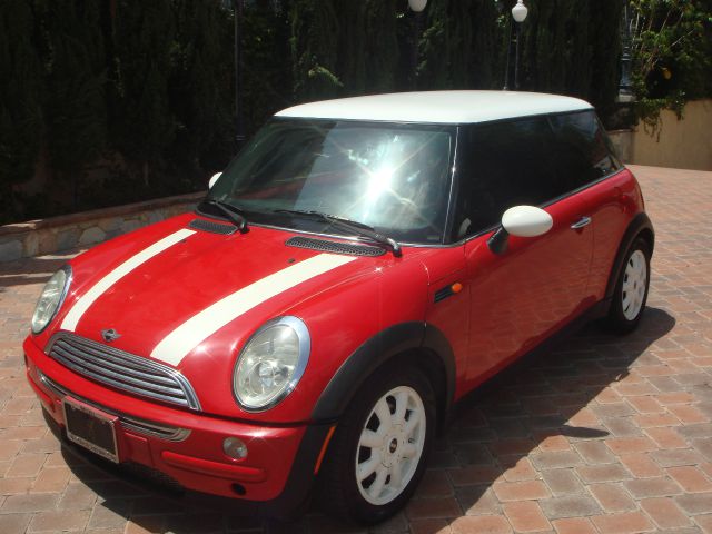 Mini Cooper Base Hatchback