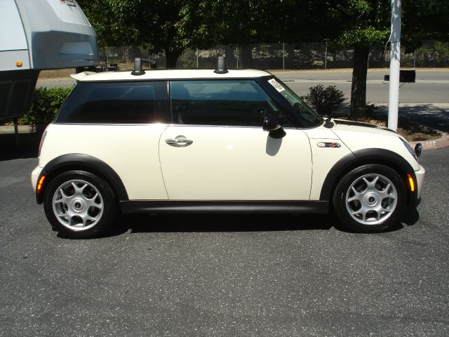 Mini Cooper 2004 photo 2