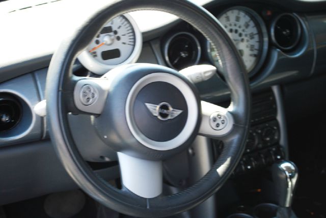 Mini Cooper 2004 photo 13