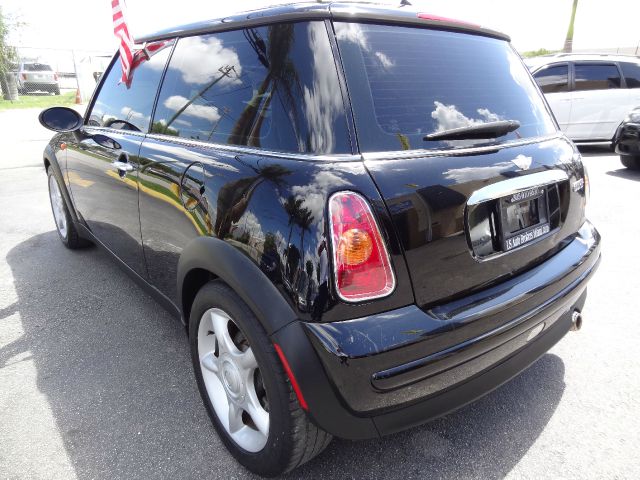 Mini Cooper 2004 photo 1