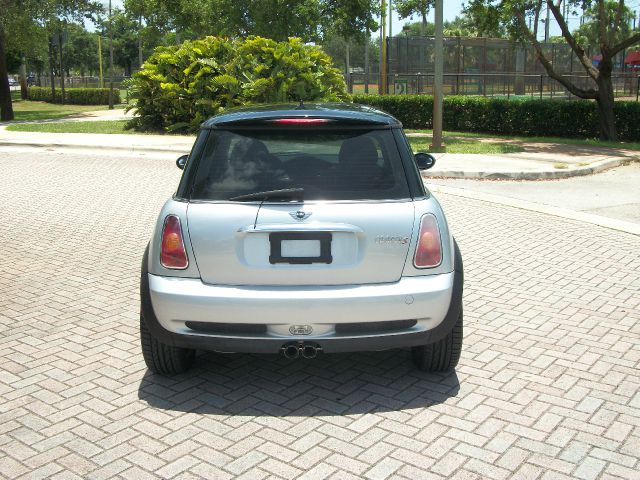 Mini Cooper 2004 photo 0