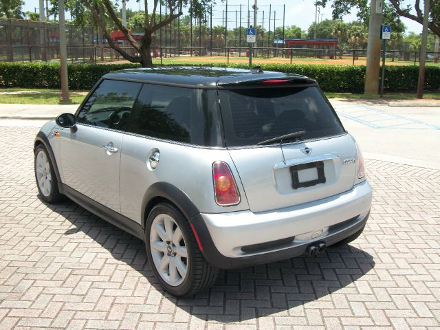 Mini Cooper 2004 photo 2