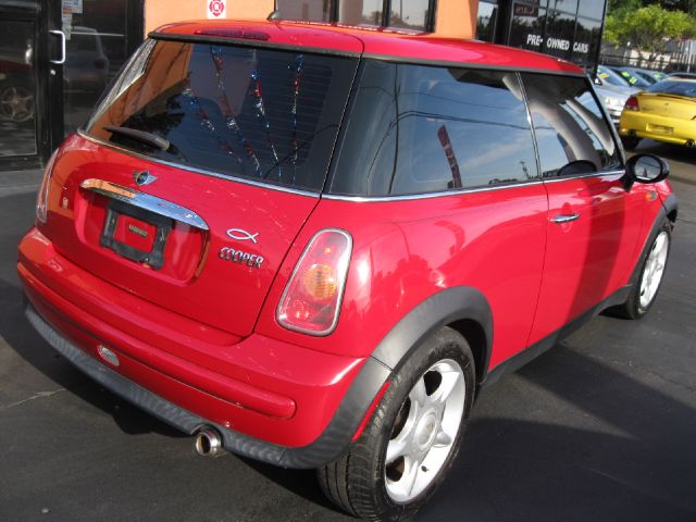 Mini Cooper 2004 photo 16