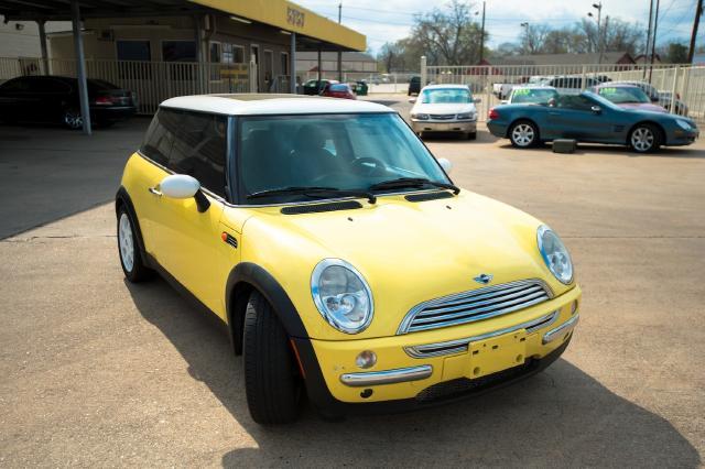 Mini Cooper 2004 photo 2