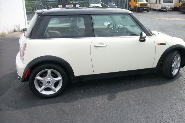 Mini Cooper 2005 photo 13