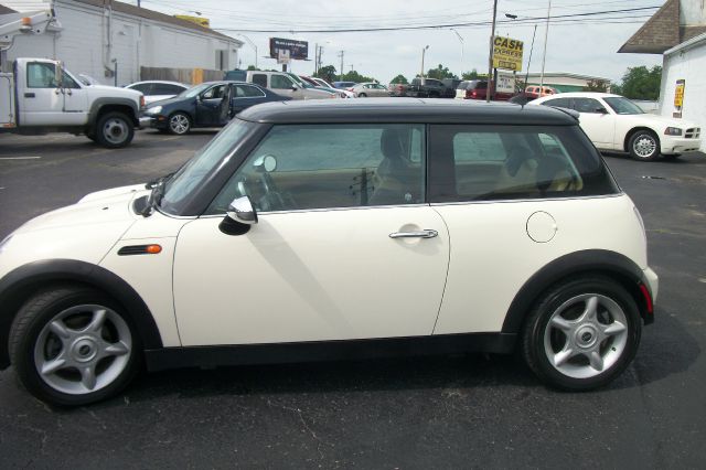 Mini Cooper 2005 photo 21