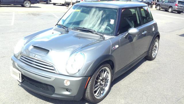 Mini Cooper Base Hatchback