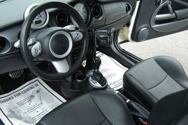 Mini Cooper 2005 photo 1