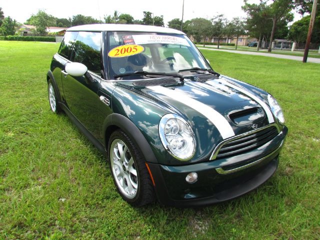 Mini Cooper 2005 photo 1