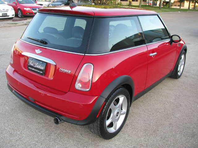 Mini Cooper 2005 photo 2