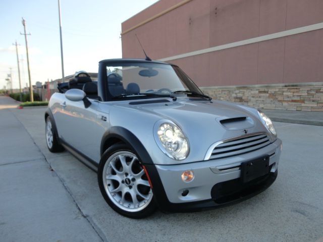 Mini Cooper 3.5L R350 AWD Convertible