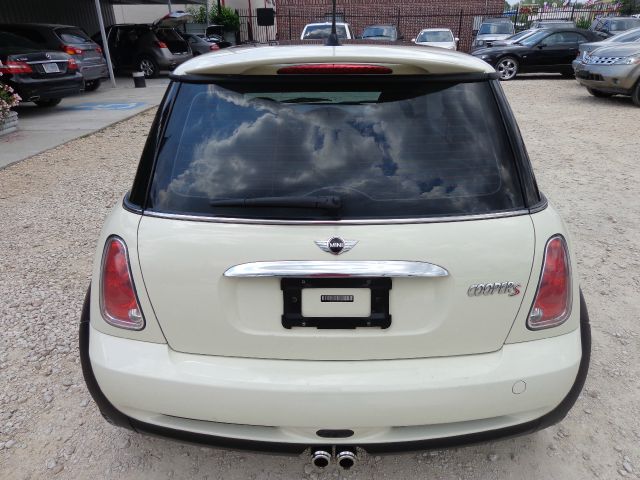 Mini Cooper 2005 photo 9