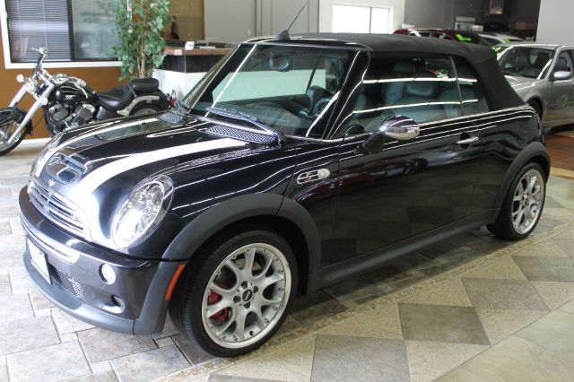 Mini Cooper 2006 photo 1