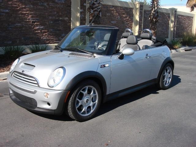 Mini Cooper 2006 photo 1