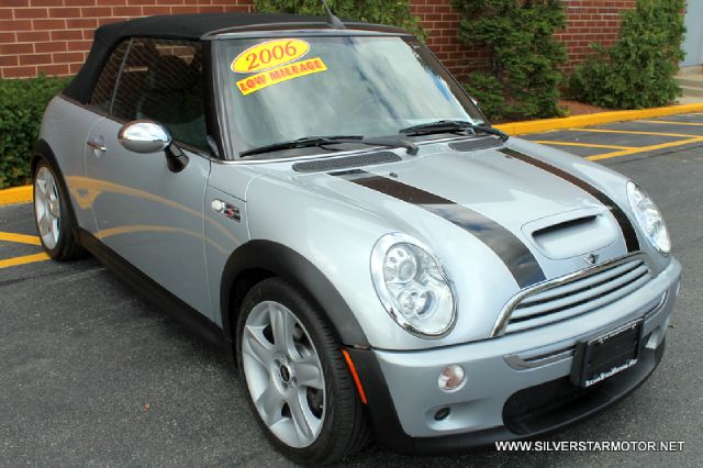 Mini Cooper 2006 photo 2