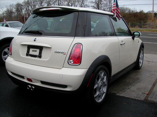 Mini Cooper 2006 photo 3