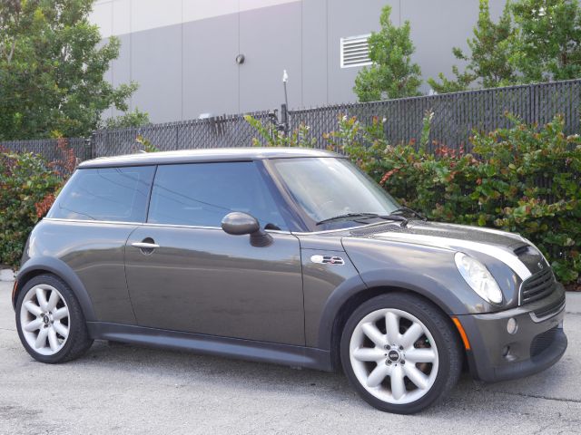 Mini Cooper 2006 photo 1