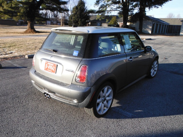 Mini Cooper 2006 photo 1