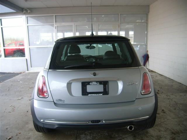 Mini Cooper 2006 photo 3