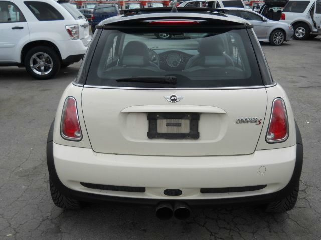 Mini Cooper 2006 photo 4