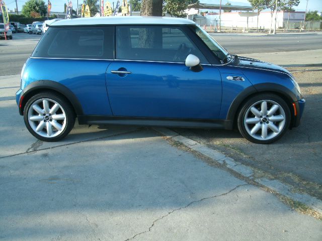 Mini Cooper 2006 photo 1