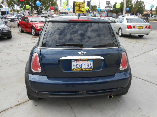 Mini Cooper 2006 photo 1