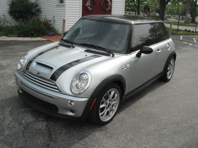 Mini Cooper 2006 photo 16