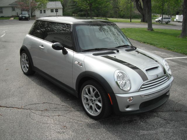 Mini Cooper 2006 photo 25