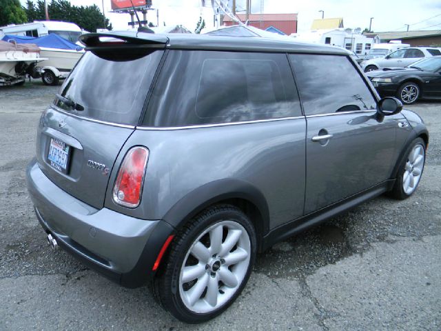 Mini Cooper 2006 photo 1