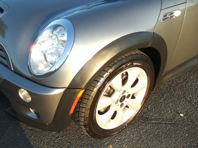 Mini Cooper 2006 photo 2