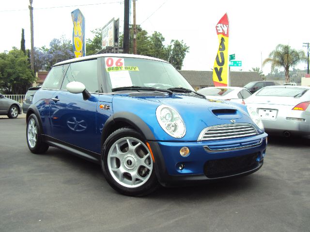 Mini Cooper 2006 photo 10