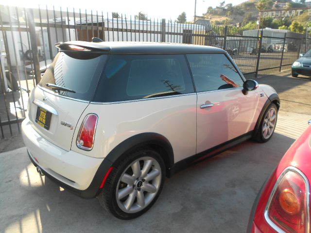 Mini Cooper 2006 photo 4