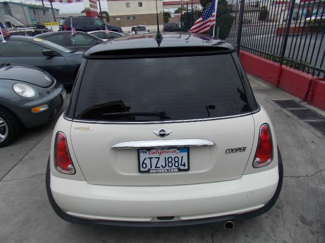 Mini Cooper 2006 photo 45