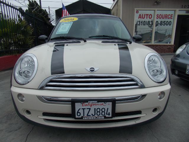 Mini Cooper 2006 photo 49